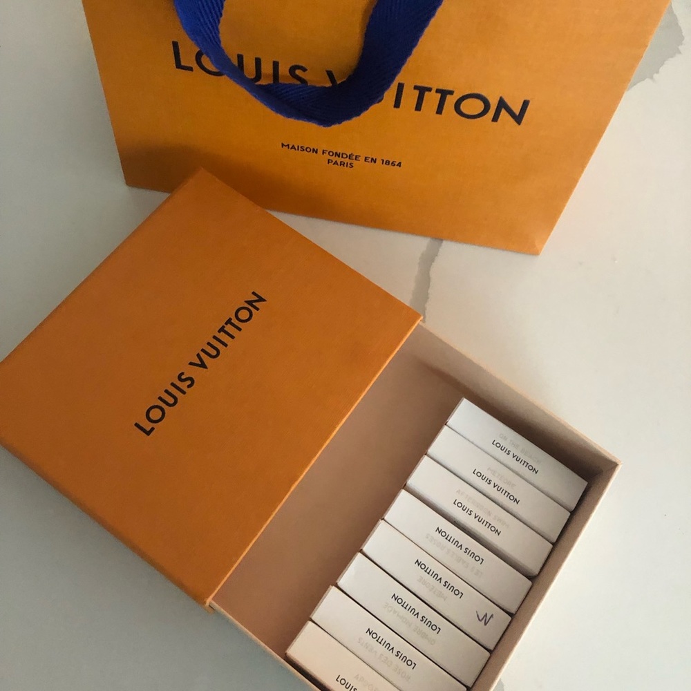 Louis Vuitton perfume samples kit NWB